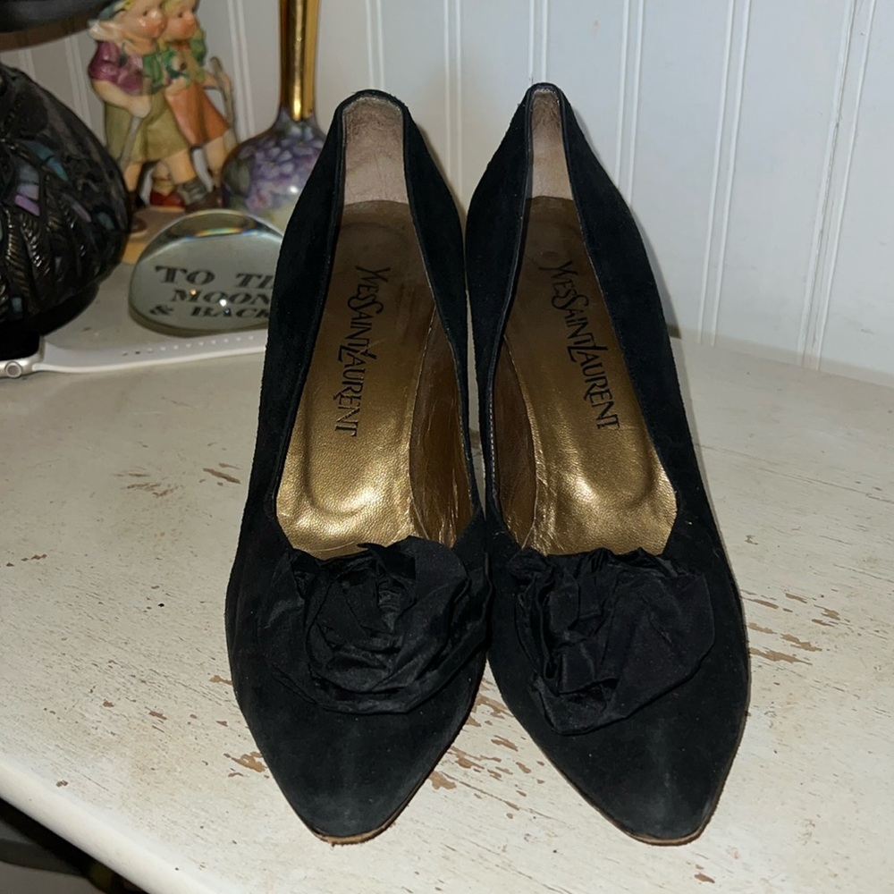 VTG Yves Saint Laurent Heels. Black Suede With Satin Rosette. Made In Italy. 7.5